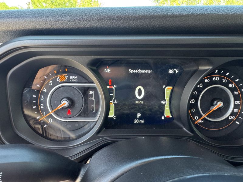 2025 Jeep Wrangler WillysImage 23