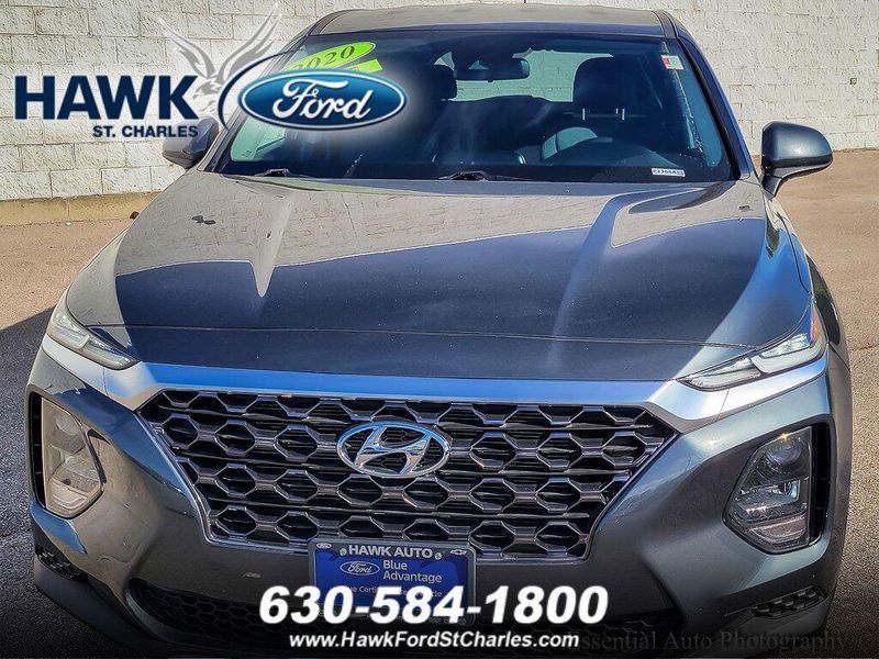 2020 Hyundai Santa Fe SE photo 3