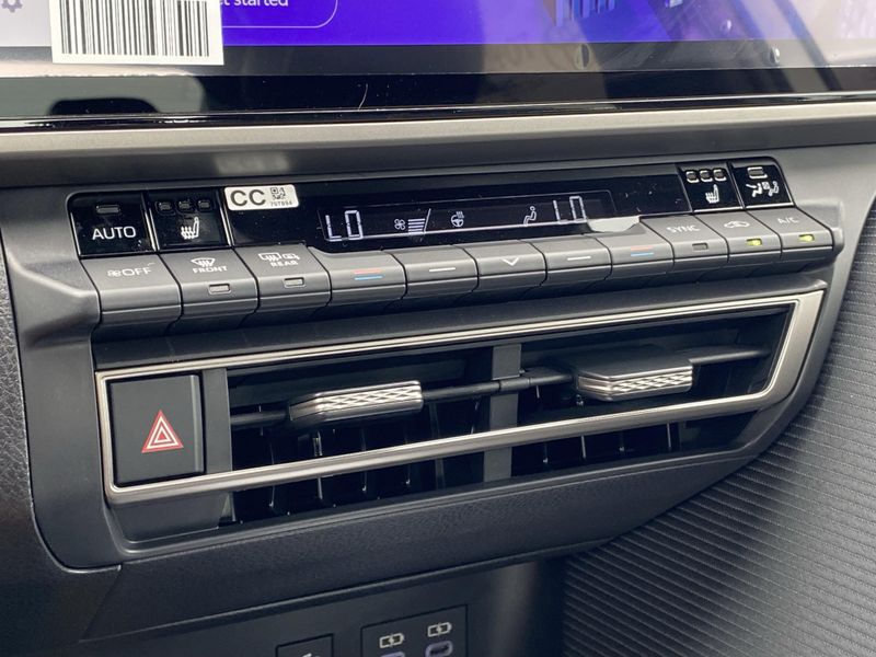 New 2025 Toyota Camry Image 17