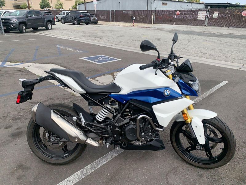 2021 BMW G 310 R Image 15