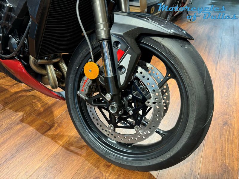 2025 Triumph Street Triple 765 RS Image 11