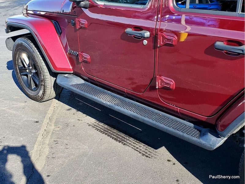 Used 2022 Jeep Wrangler Unlimited Sahara Altitude