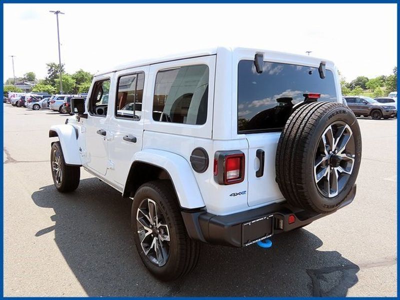 2024 Jeep Wrangler 4xE Sport S 4xeImage 5