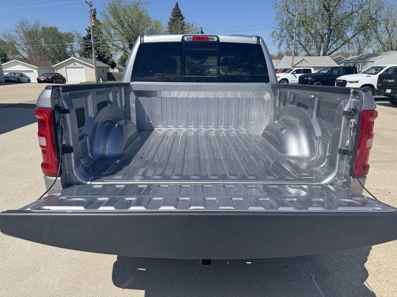 2025 RAM 1500 Big HornImage 9
