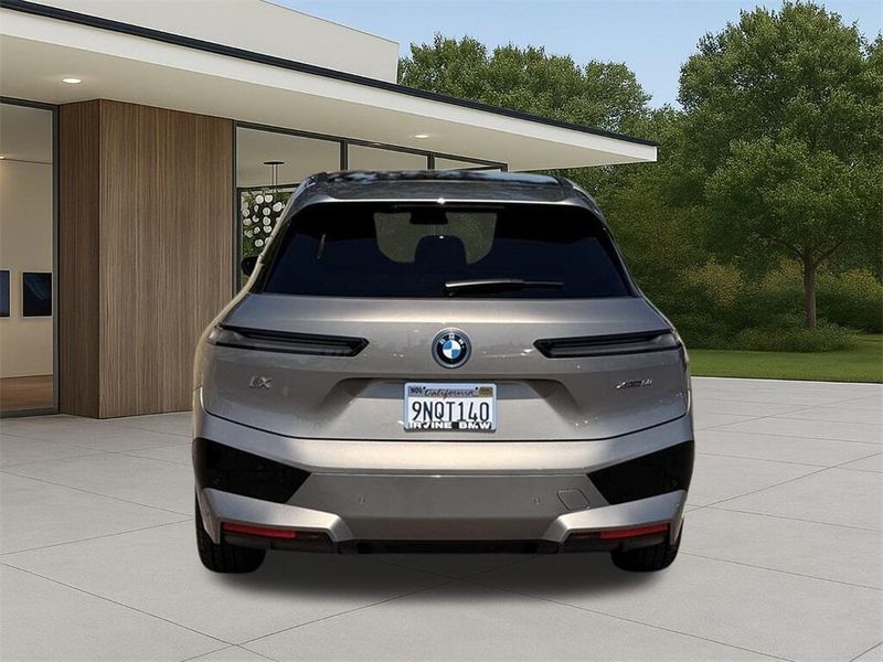 Used 2025 BMW iX xDrive50Image 7