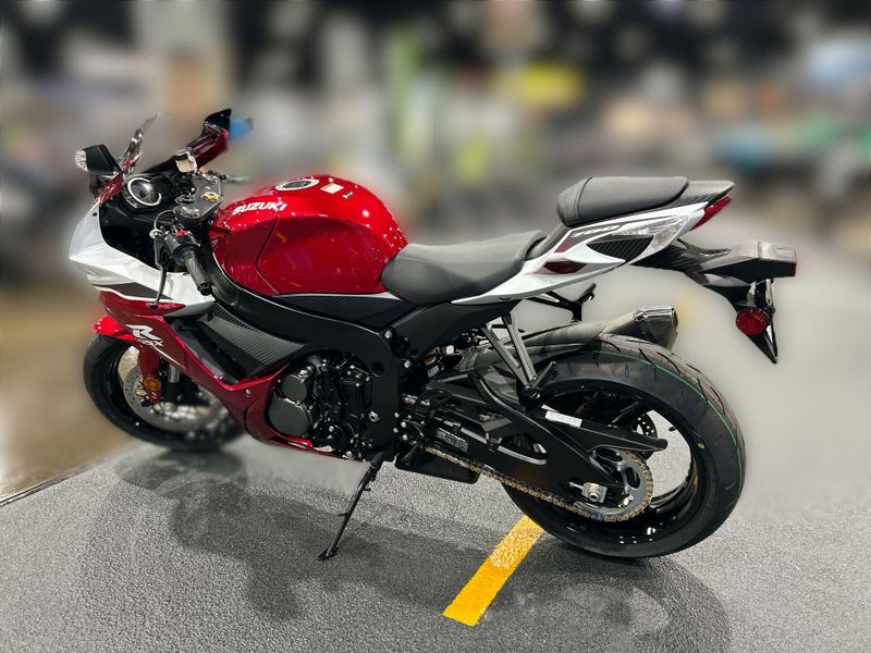 New 2027 Suzuki GSX-R750 Image 21