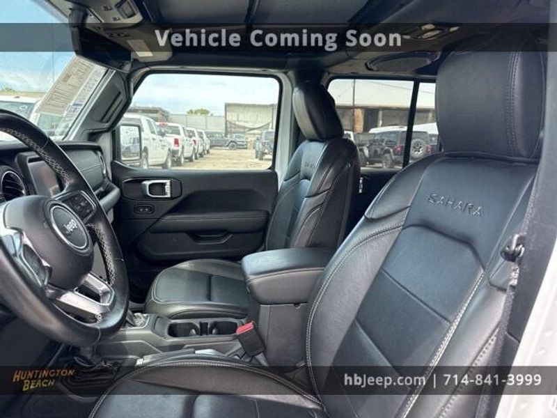 2022 Jeep Wrangler Unlimited Sahara 4xeImage 9