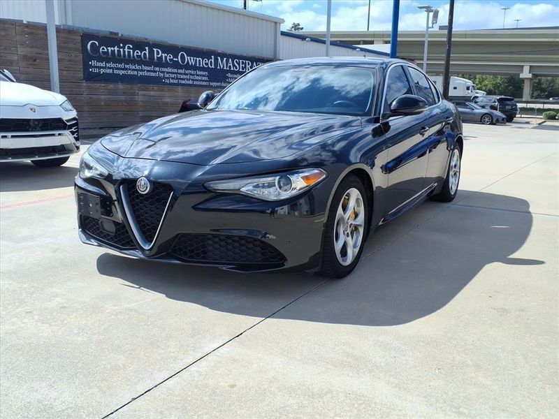 Used 2019 Alfa Romeo Giulia Image 7