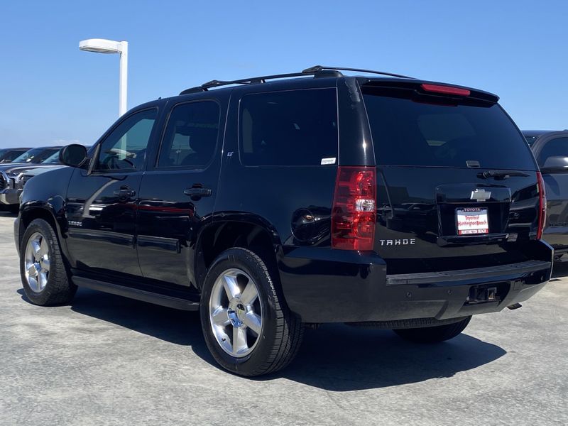 Used 2011 Chevrolet Tahoe LTImage 4