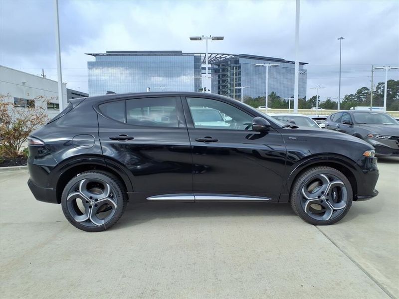 New 2026 Alfa Romeo Tonale Sport Speciale AwdImage 5