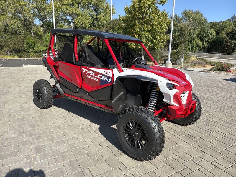 New 2026 Honda TALON1000R4 FOX LIVEVALVE Image 11