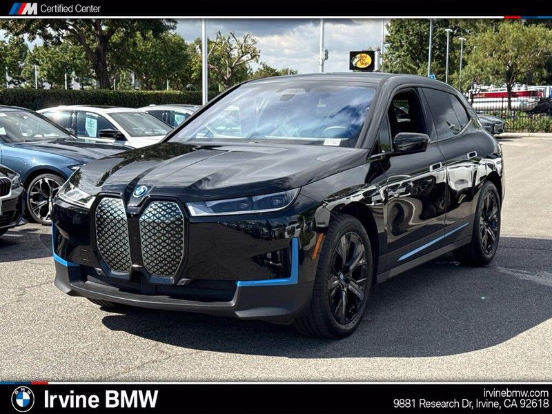 Used 2024 BMW iX xDrive50Image 1