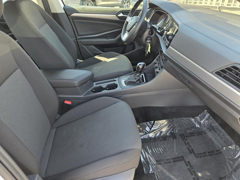 Used 2019 Volkswagen Jetta S Auto w/SULEV