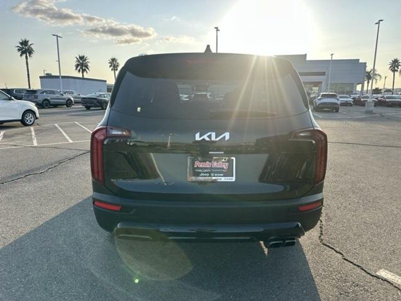 Used 2022 Kia Telluride EXImage 4
