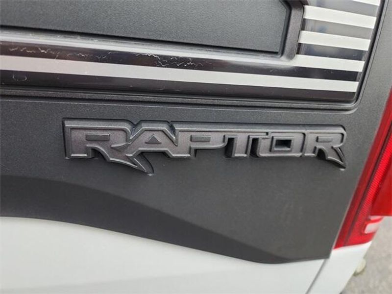 2019 Ford F-150 RaptorImage 32