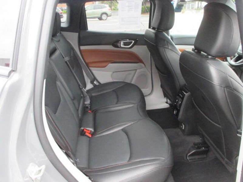 Used 2023 Jeep Compass LimitedImage 28