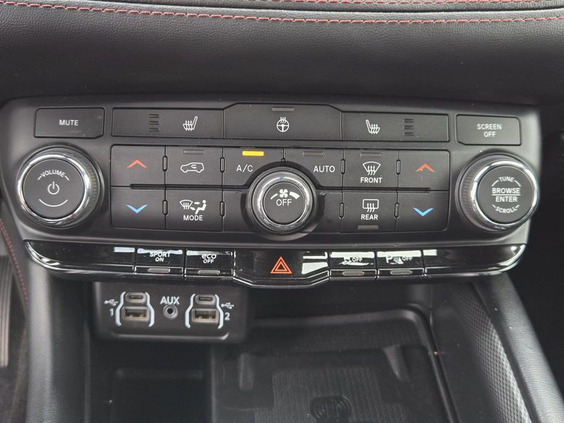 2021 Dodge Durango R/T photo 11