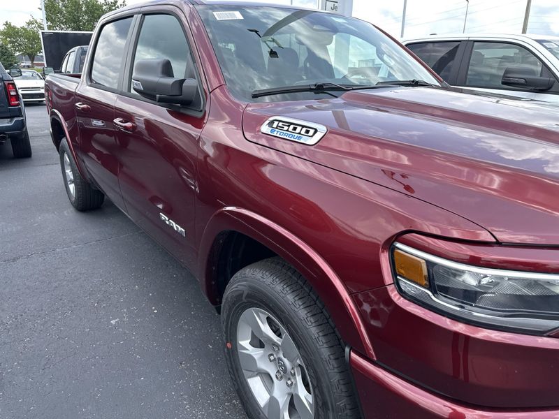 2025 RAM 1500 Big Horn Crew Cab 4x4 5
