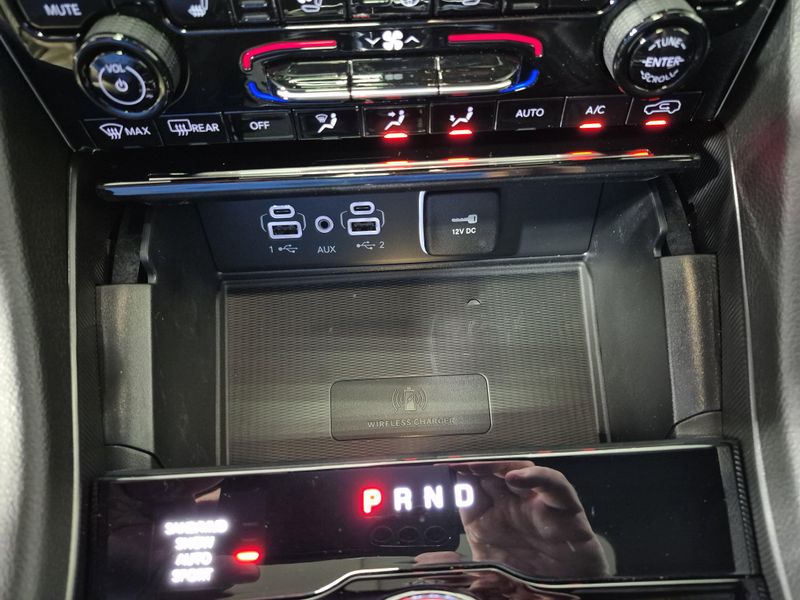 New 2025 Jeep Grand Cherokee L Limited 4x4Image 35