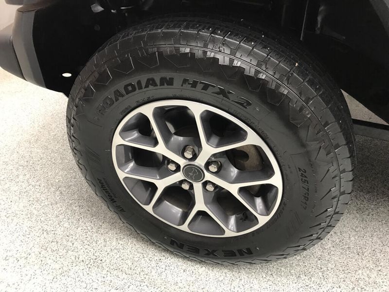 Used 2024 Jeep Wrangler Sport SImage 9