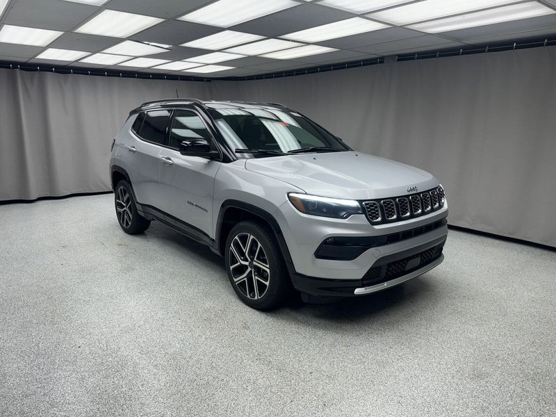 2025 Jeep Compass Limited 4x4Image 5