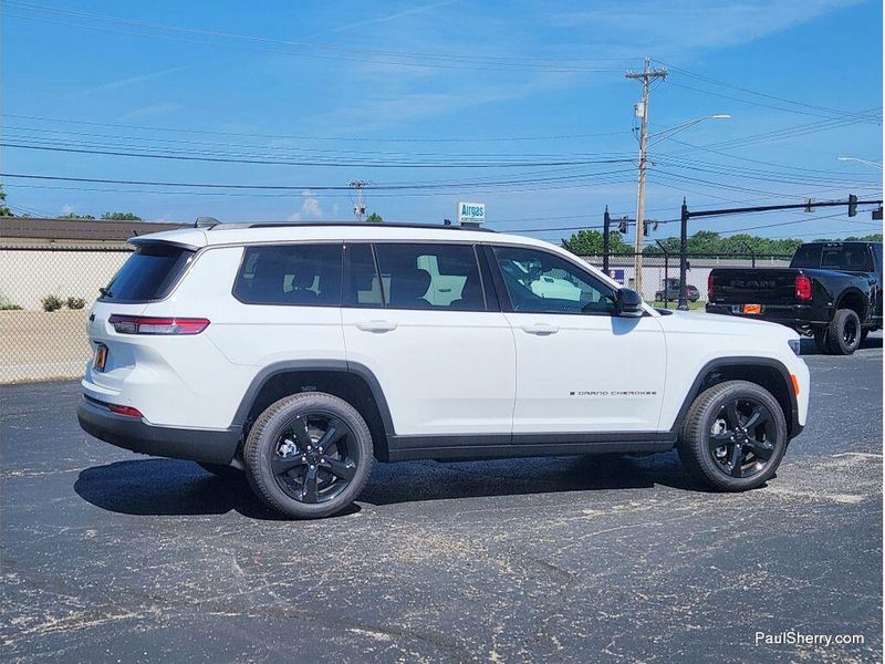 New 2026 Jeep Grand Cherokee L Limited 4x4