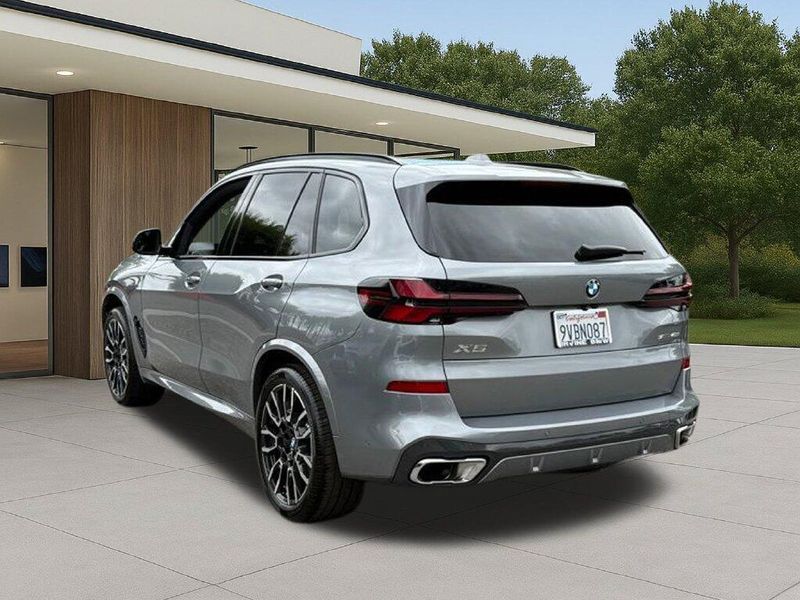 Used 2026 BMW X5 sDrive40iImage 12