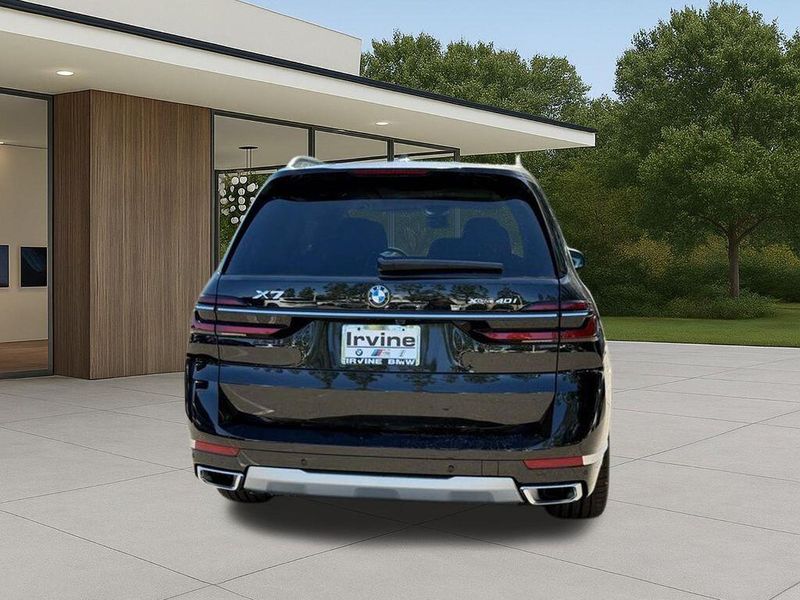 New 2026 BMW X7 xDrive40iImage 9