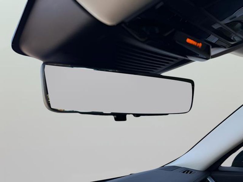 Used 2023 Land Rover Range Rover SE