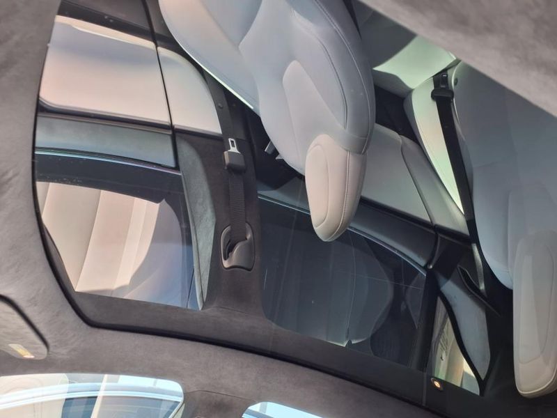 2020 Tesla Model S PerformanceImage 26