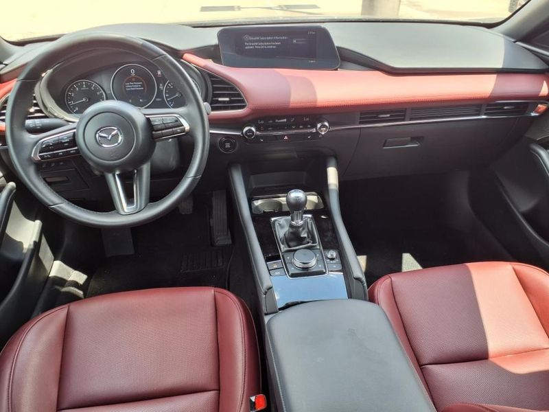 Used 2024 Mazda Mazda3 2.5 S Premium PackageImage 4