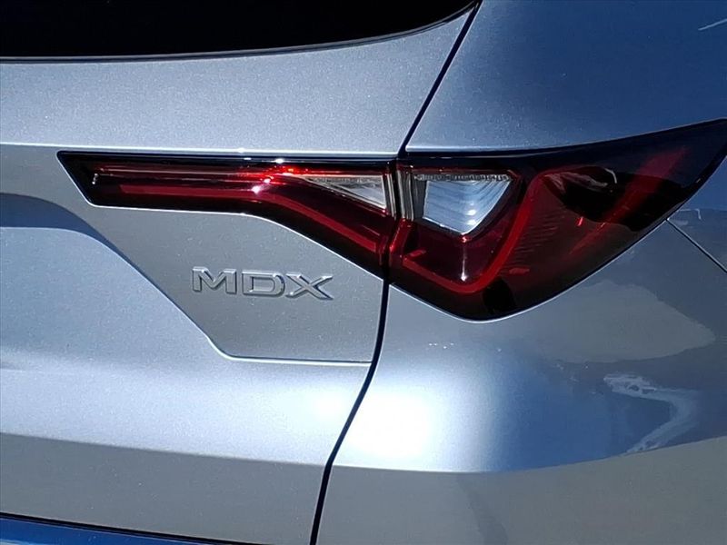 Used 2025 Acura MDX Technology PackageImage 9