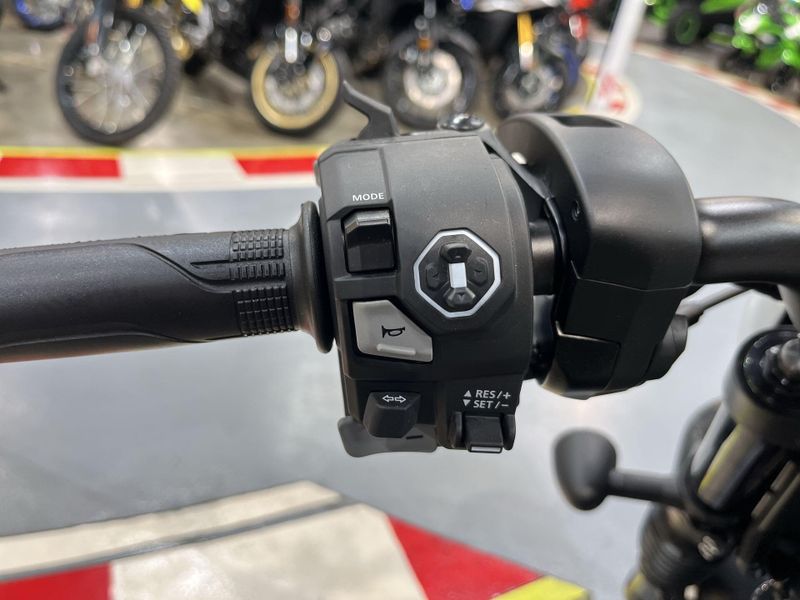 New 2026 Honda REBEL 1100 DCT SE Image 10