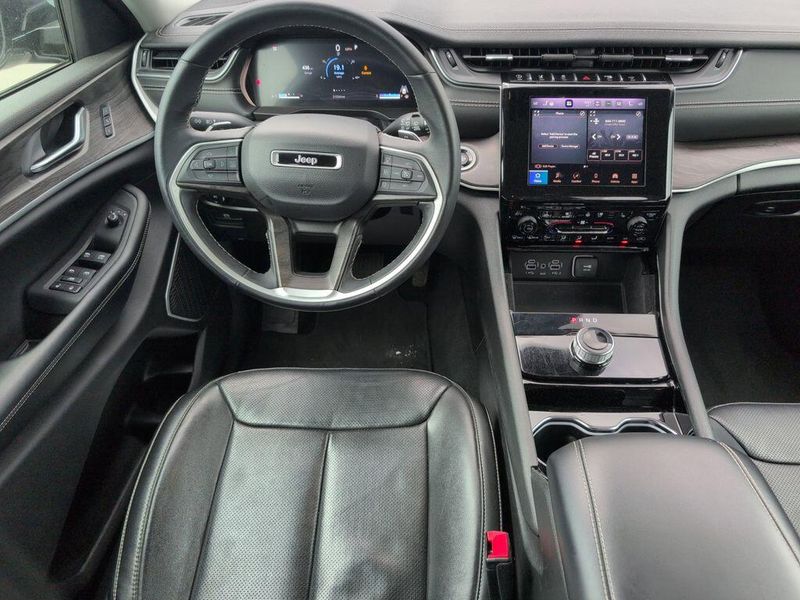 2022 Jeep Grand Cherokee LimitedImage 29