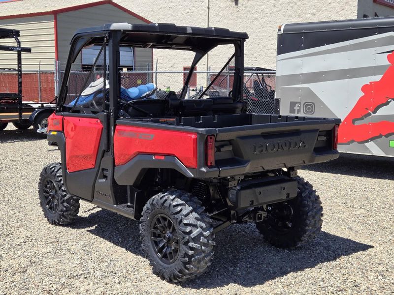 New 2026 Honda PIONEER 1000 DELUXE 