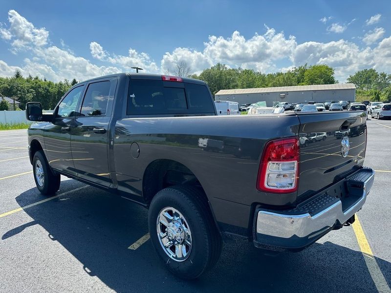 2024 RAM 2500 Tradesman Crew Cab 4x4 6