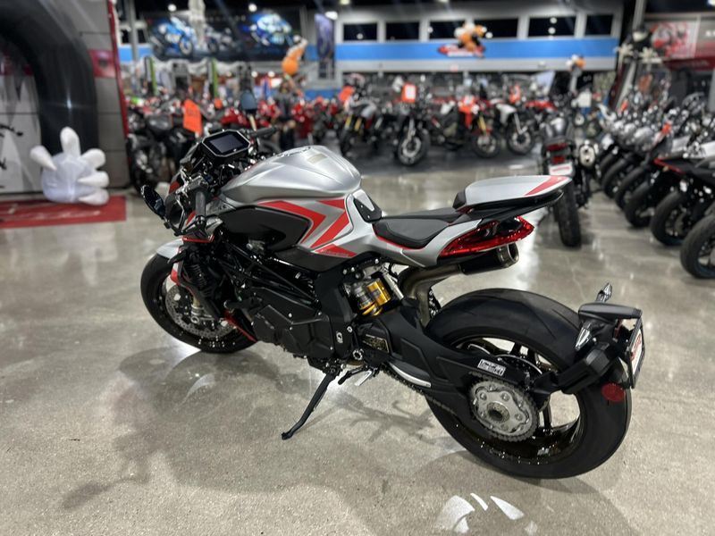 Used 2022 Mv Agusta BRUTALE 1000 NURBURGRING Image 7