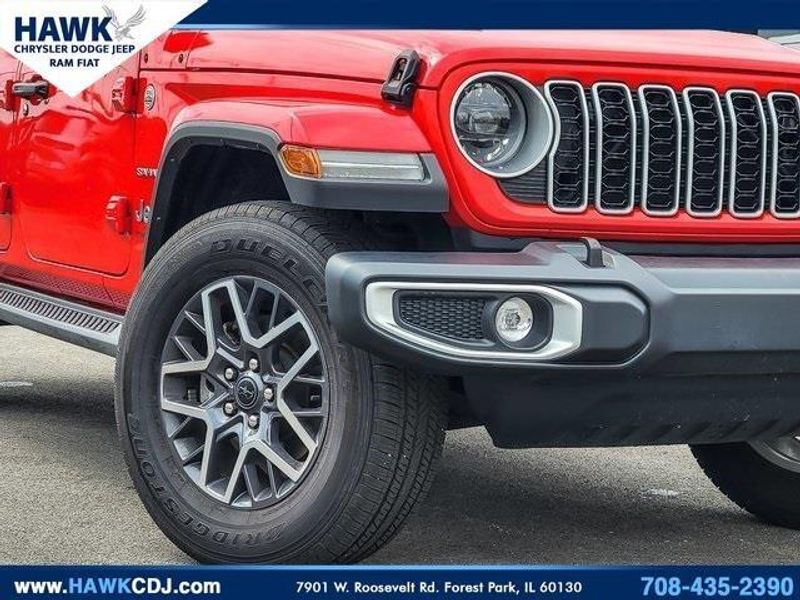 2024 Jeep Wrangler Sahara photo 2