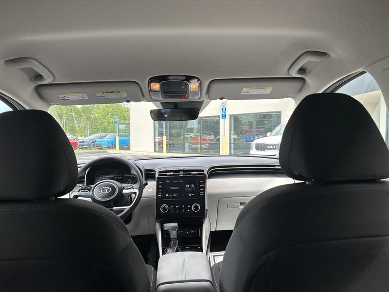 Used 2023 Hyundai Tucson SELImage 24