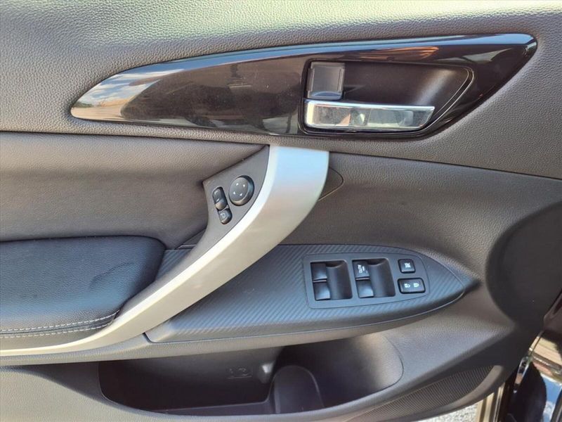 2024 Mitsubishi Eclipse Cross SE photo 20
