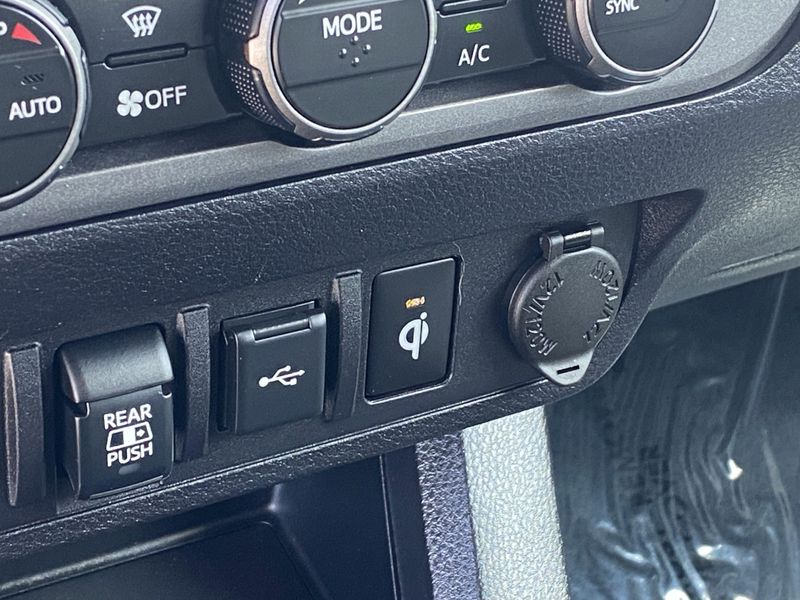 2020 Toyota Tacoma TRD SportImage 24