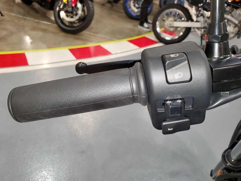 New 2024 Yamaha BOLT R-SPEC Image 10