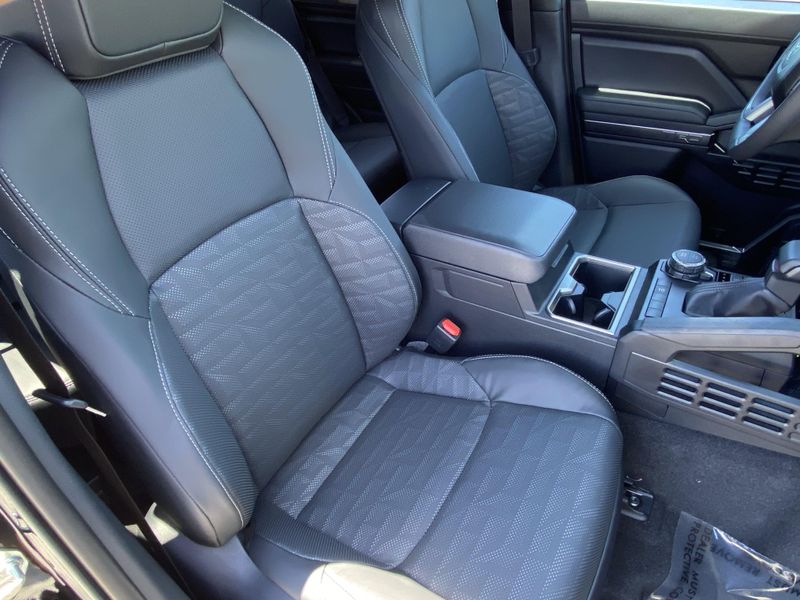 New 2025 Toyota 4Runner TRD Sport PremiumImage 11