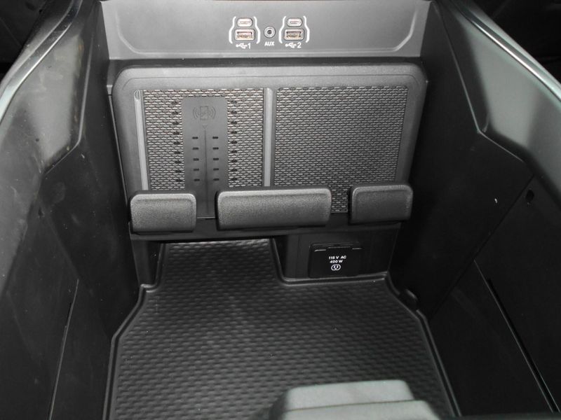 2025 RAM 1500 Big Horn Crew Cab 4x4 5