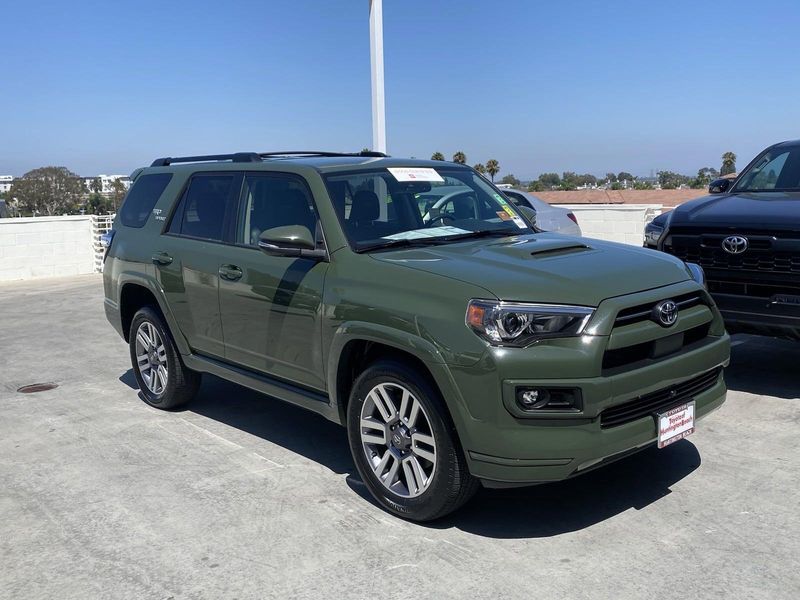 2022 Toyota 4Runner TRD SportImage 2