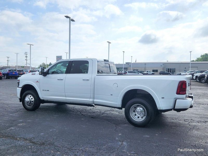 New 2026 RAM 3500 Limited Longhorn Crew Cab 4x4 8' Box