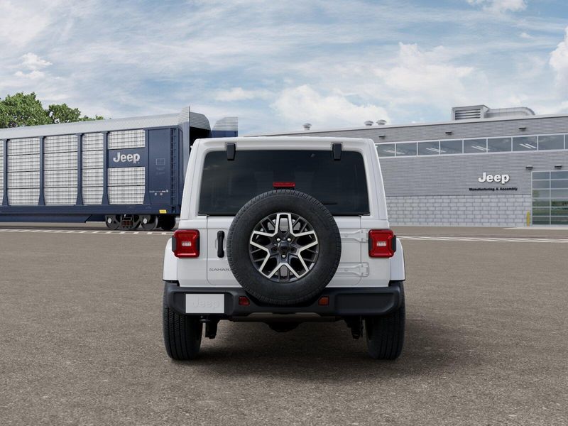 New 2026 Jeep Wrangler SaharaImage 7