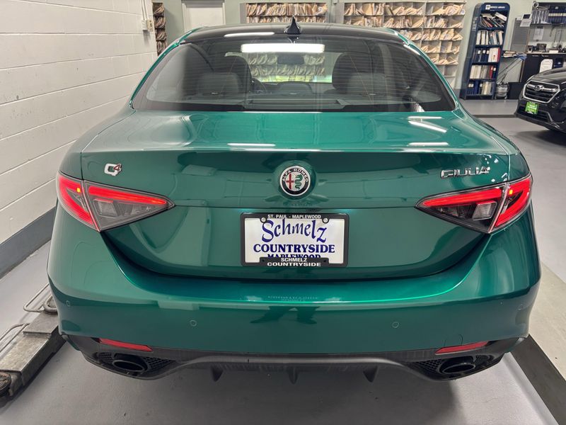 New 2025 Alfa Romeo Giulia Intensa AwdImage 11