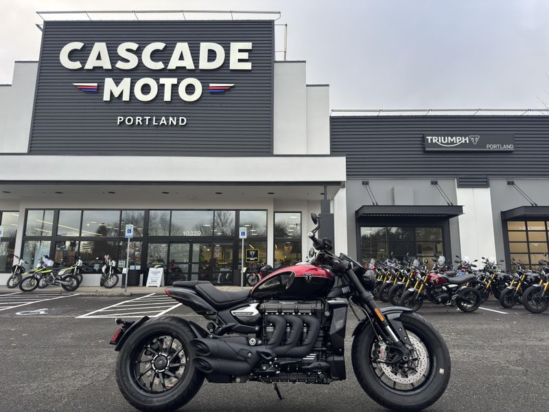 2025 Triumph Rocket 3 Storm R - CARNIVAL RED - SAPPHIRE BLACK
