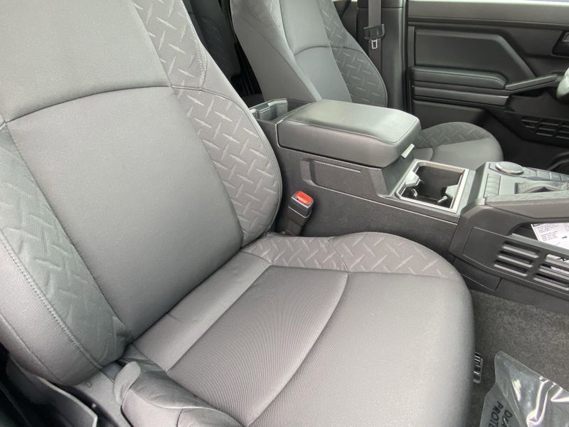 2025 Toyota Tacoma SR5Image 11